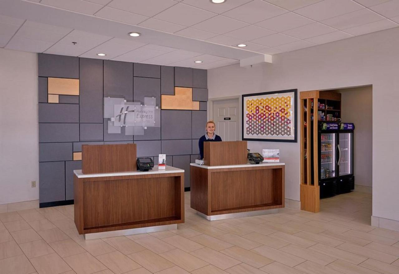 Holiday Inn Express Pigeon Forge - Sevierville By Ihg Exterior photo